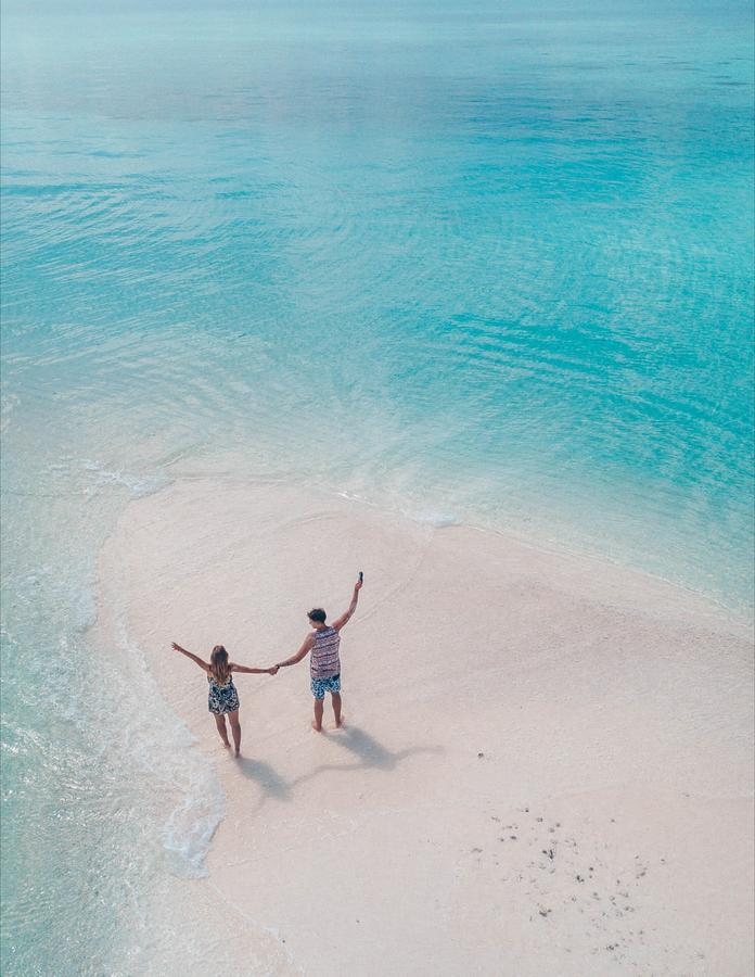 Crown Beach Hotel-Private Bikini Beach Dhiffushi Bagian luar foto